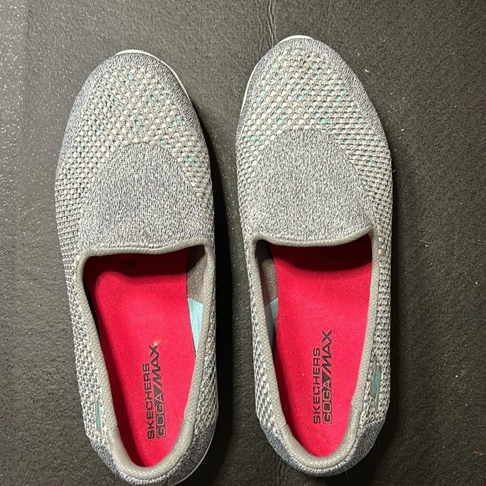 Skechers Slip On women’s Go Walk 4 size 9.5